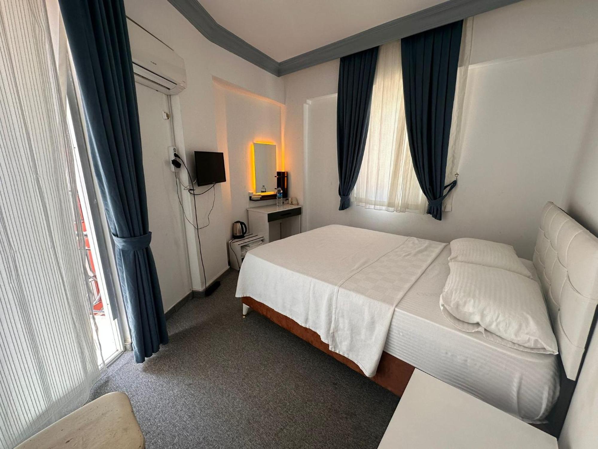 Ezel Group Hotel Antalya Kültér fotó
